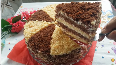 Photo of كيكة بنكهة الشوكولا والفانيليا سهلة وسريعه بطعم خرافي (فيديو)