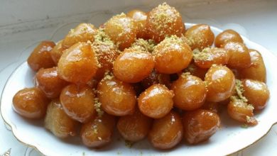 Photo of العوامة بمكونات موجودة بكل بيت مع سرالقرمشة اللذيذة (فيديو)