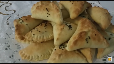 Photo of فطاير السبانخ بالنكهة السورية المميزة بمكونات بسيطة (فيديو)